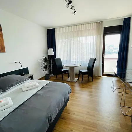 Am Deutschen Eck Apartman *